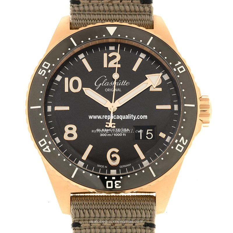 Glashutte SPEZIALIST 1-36-13-03-90-34 Automatic 18kt Rose Gold & Steel Black