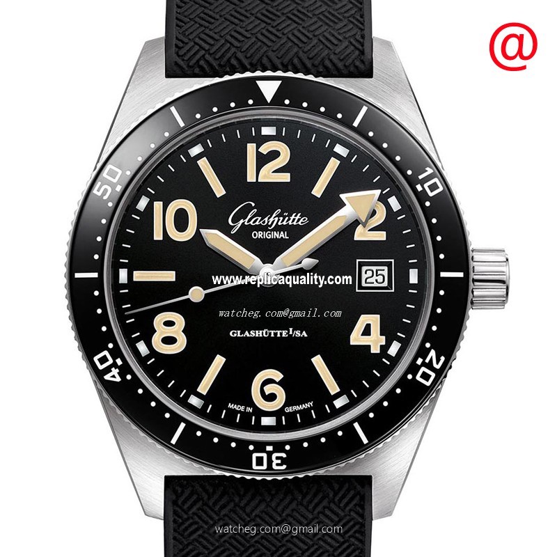 Glashutte SPEZIALIST 1-39-11-06-80-06 Automatic Stainless Steel Black