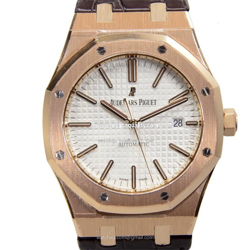 Audemars Piguet ROYAL OAK 15400OR.OO.D088CR.01 Automatic 18kt Rose Gold Silver