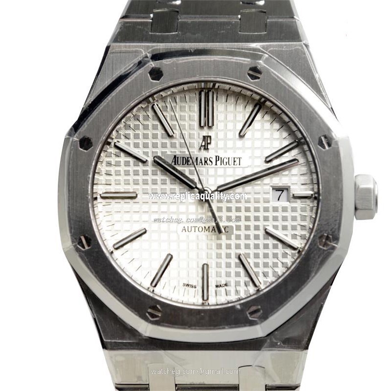 Audemars Piguet ROYAL OAK 15400ST.OO.1220ST.02 Automatic Stainless Steel Silver