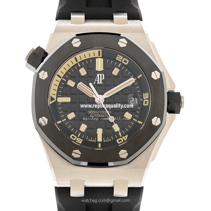 Audemars Piguet ROYAL OAK OFFSHORE 15720CN.OO.A002CA.01 Automatic 18kt White Gold & Ceramic Black