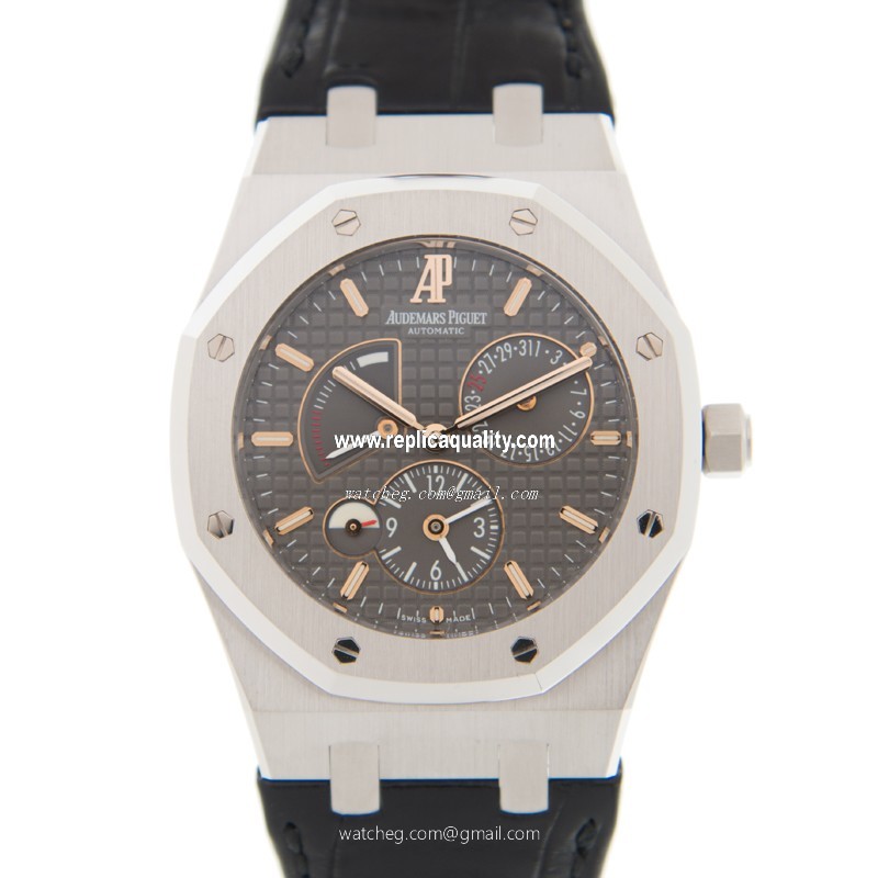 Audemars Piguet ROYAL OAK 26126BC.OO.D002CR.01 Automatic 18kt White Gold Gray