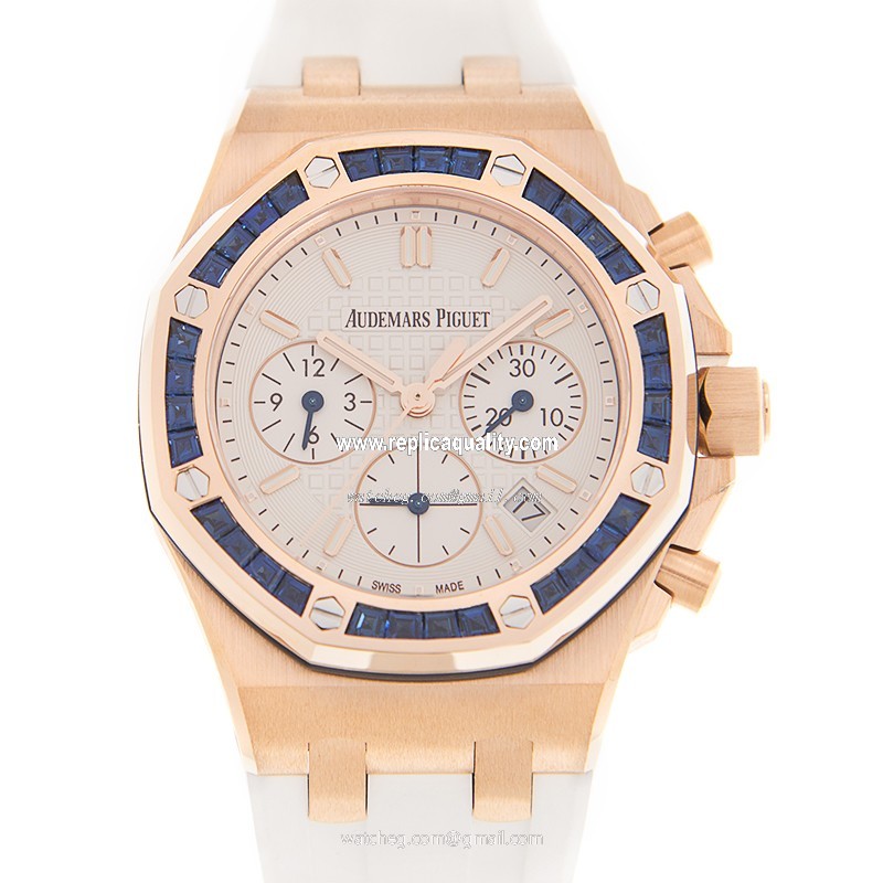 Audemars Piguet ROYAL OAK 26236OR.SS.D010CA.01 Automatic 18kt Rose Gold White