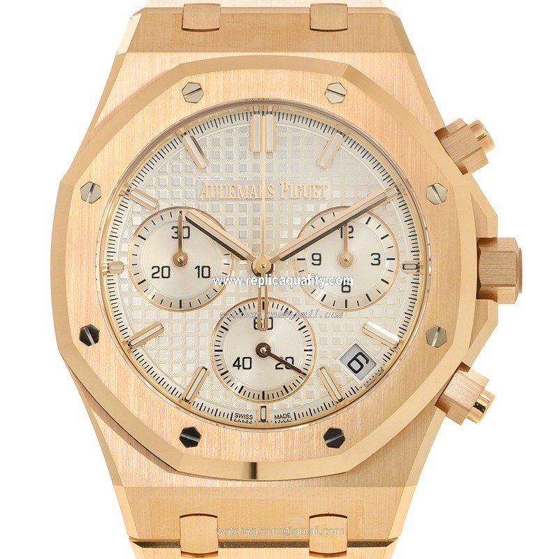 Audemars Piguet ROYAL OAK 26240OR.OO.1320ST.03 Automatic 18kt Rose Gold White