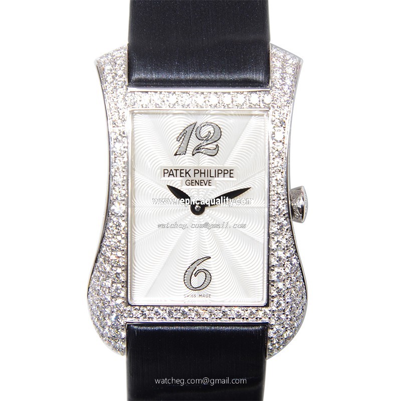 Patek Philippe GONDOLO 4973G-001 Quartz 18kt White Gold & Diamond Silver