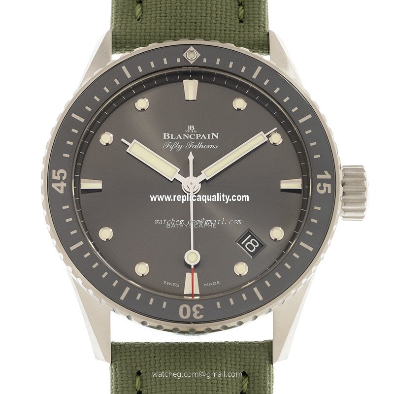 Blancpain FIFTY FATHOMS 5000-1110-K52A Automatic Stainless Steel Gray