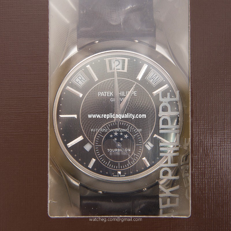Patek Philippe GRAND COMPLICATIONS 5207/700P-001 Manual Wind 950 Platinum Black