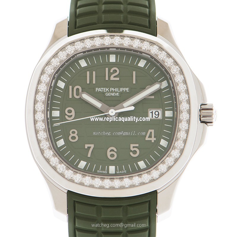 Patek Philippe AQUANAUT 5267/200A-011 Quartz Stainless Steel & Diamonds Green