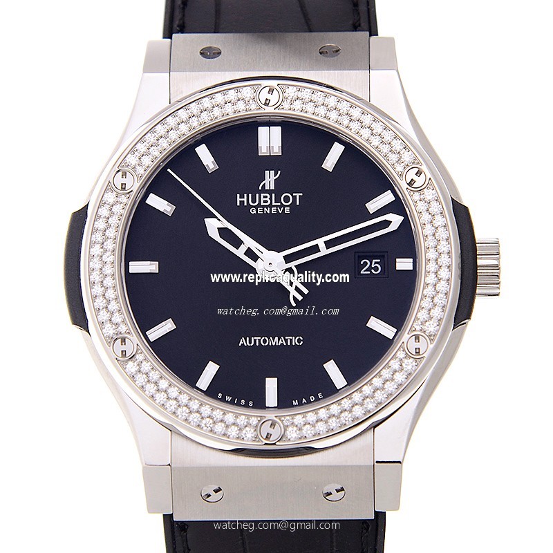 Hublot CLASSIC FUSION 542.NX.1170.LR.1104 Automatic Titanium Black