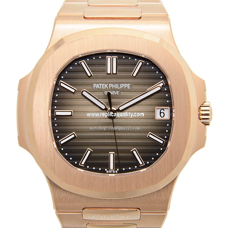 Patek Philippe NAUTILUS 5711/1R-001 Automatic 18kt Rose Gold Bround