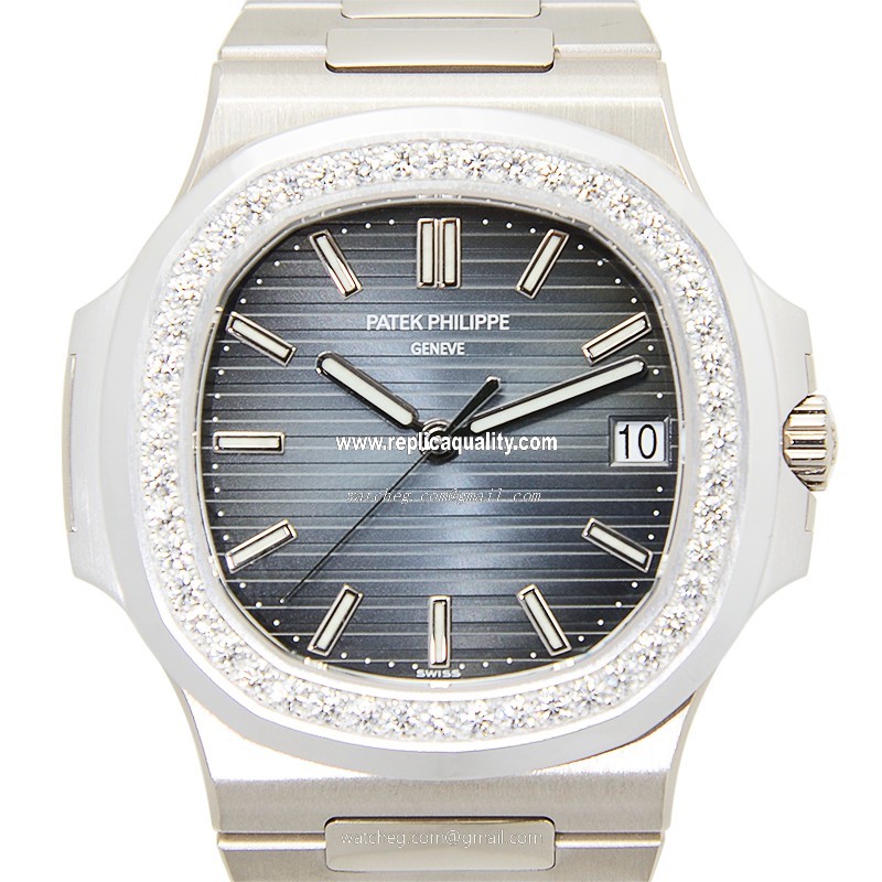 Patek Philippe NAUTILUS 5713/1G-010 Automatic 18kt White Gold & Diamond Dark Blue