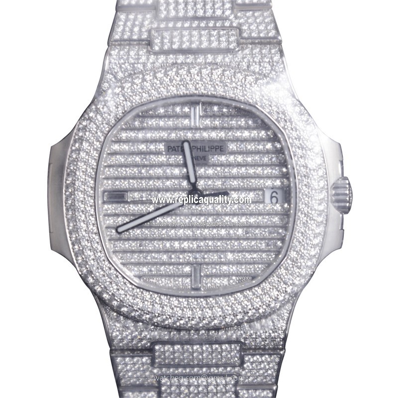 Patek Philippe NAUTILUS 5719/1G-001 Automatic 18kt White Gold & Diamond Silver