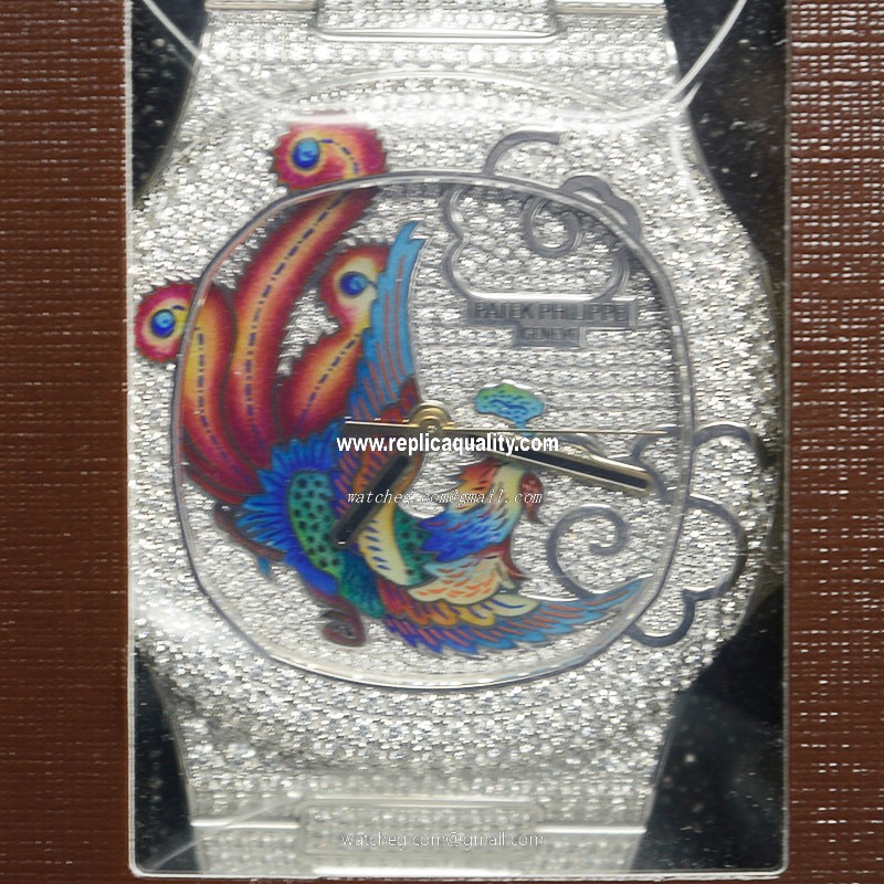 Patek Philippe NAUTILUS 5720-2G-001 Automatic 18kt White Gold & Diamond Silver