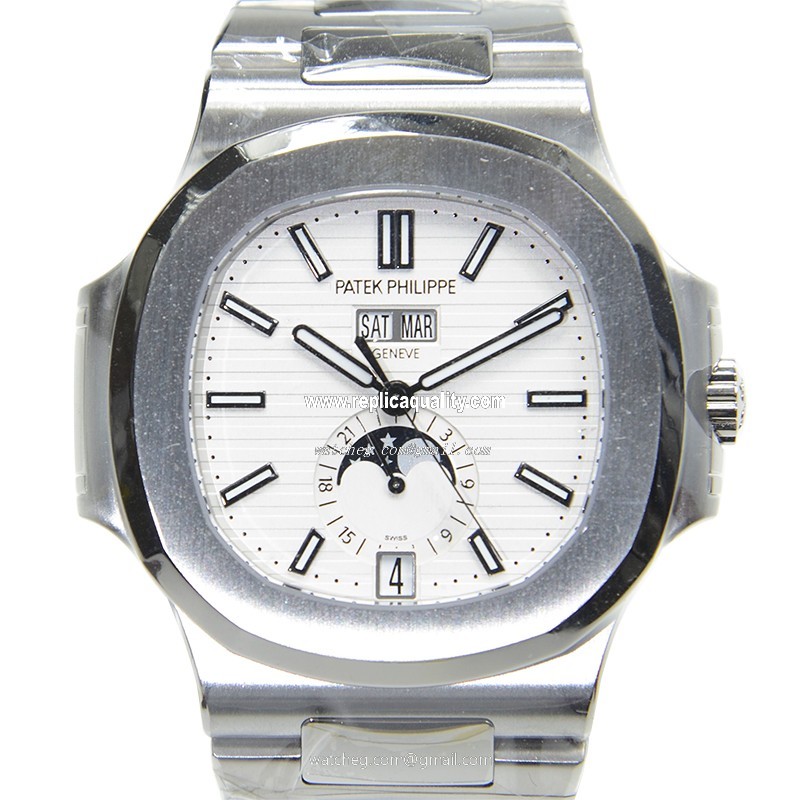 Patek Philippe NAUTILUS 5726/1A-010 Automatic Stainless Steel Silver