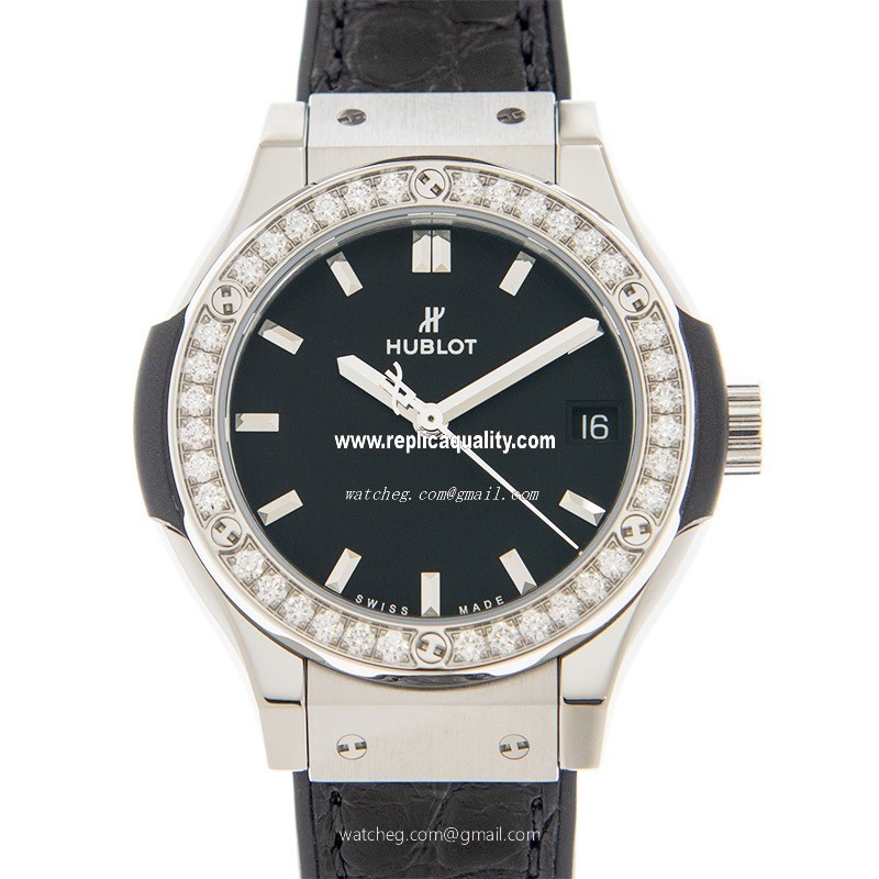 Hublot CLASSIC FUSION 581.NX.1171.LR.1104 Quartz Titanium & Diamond Black