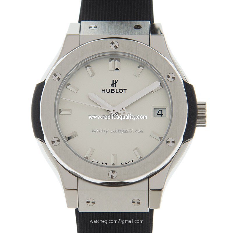 Hublot CLASSIC FUSION 581.NX.2611.RX Quartz Titanium Silver