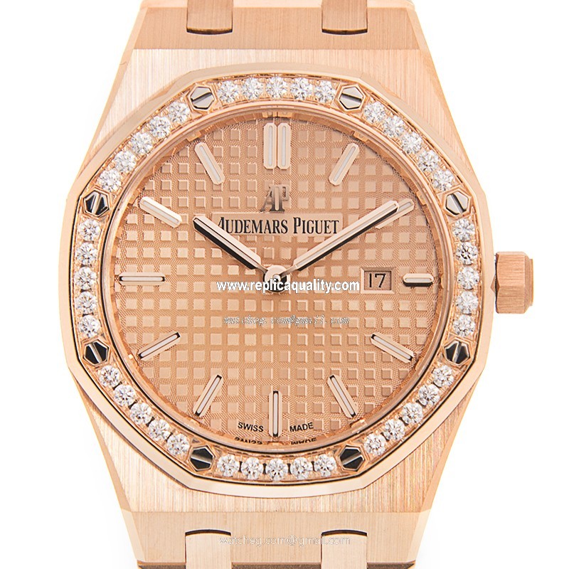 Audemars Piguet ROYAL OAK 67651OR.ZZ.1261OR.03 Quartz 18kt Rose Gold & Diamonds Gold