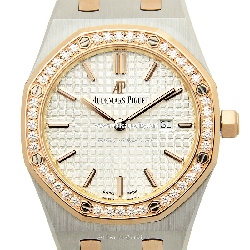 Audemars Piguet ROYAL OAK OFFSHORE 67651SR.ZZ.1261SR.01 Quartz 18kt Rose Magic & Diamond Silvery & White