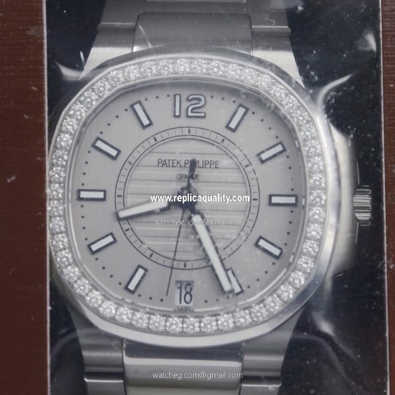 Patek Philippe NAUTILUS 7008/1A-011 Automatic Stainless Steel & Diamonds Silver