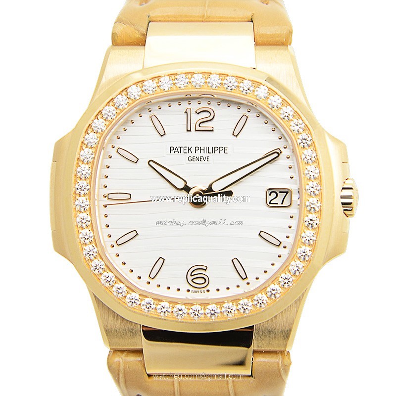 Patek Philippe NAUTILUS 7010R-011 Quartz 18kt Rose Gold & Diamonds Silvery & White