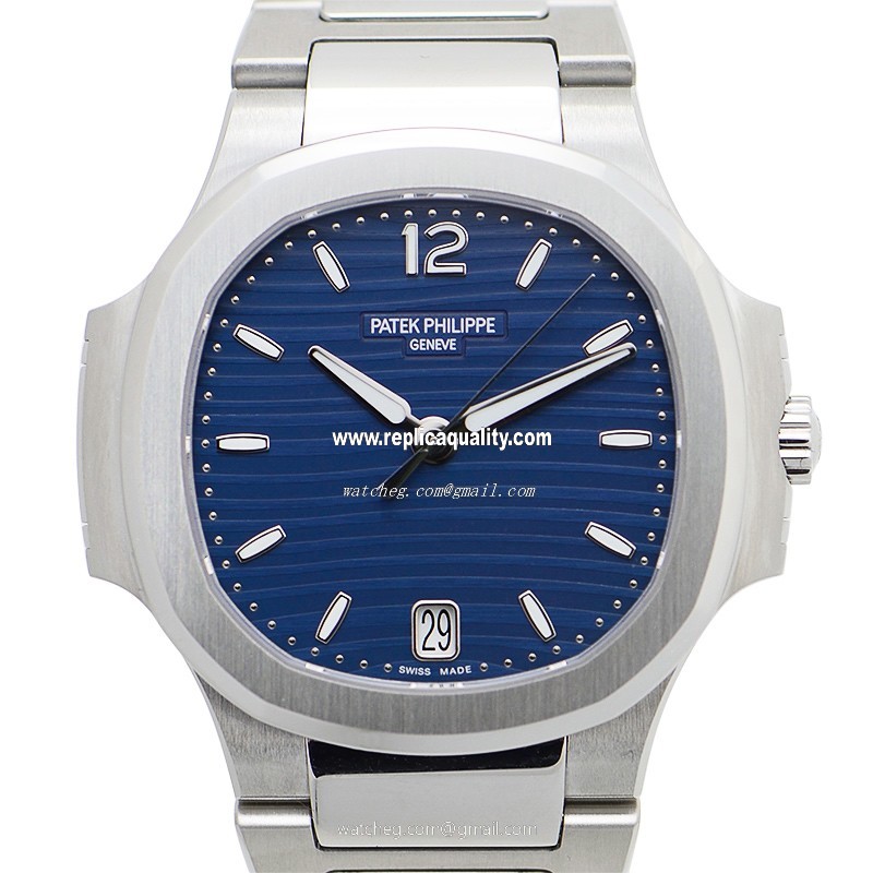 Patek Philippe NAUTILUS 7118/1A-001 Automatic Stainless Steel Blue