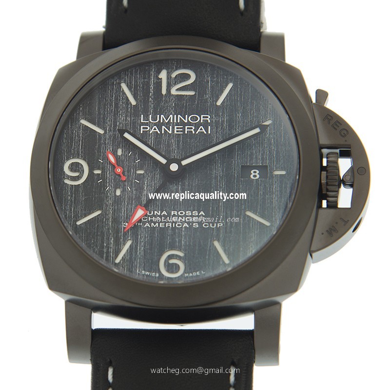 Panerai LUMINOR PAM01036 Automatic Titanium & Carbon Fiber Black