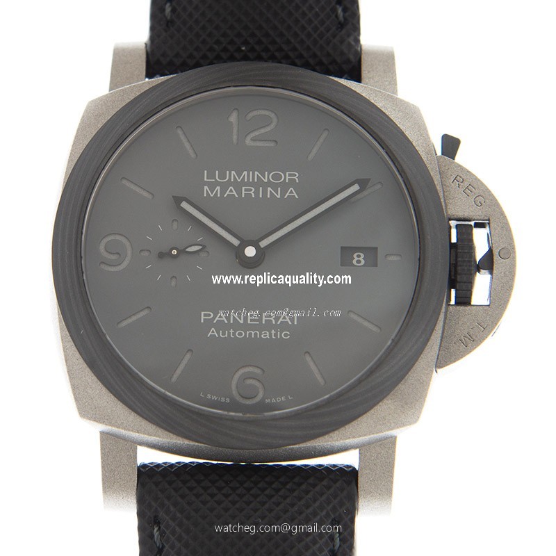 Panerai LUMINOR MARINA PAM01662  Automatic Carbon Fiber Gray