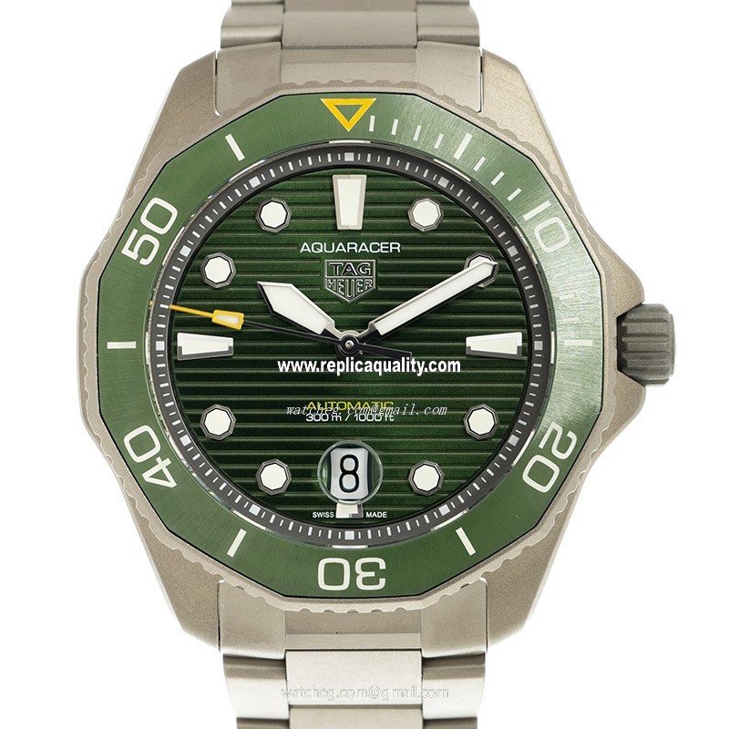 Tag Heuer AQUARACER WBP208B.BF0631 Automatic Titanium Green