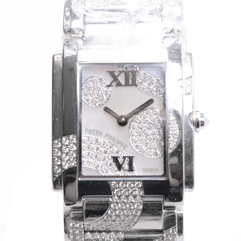 Patek Philippe 4910/49G-001 1