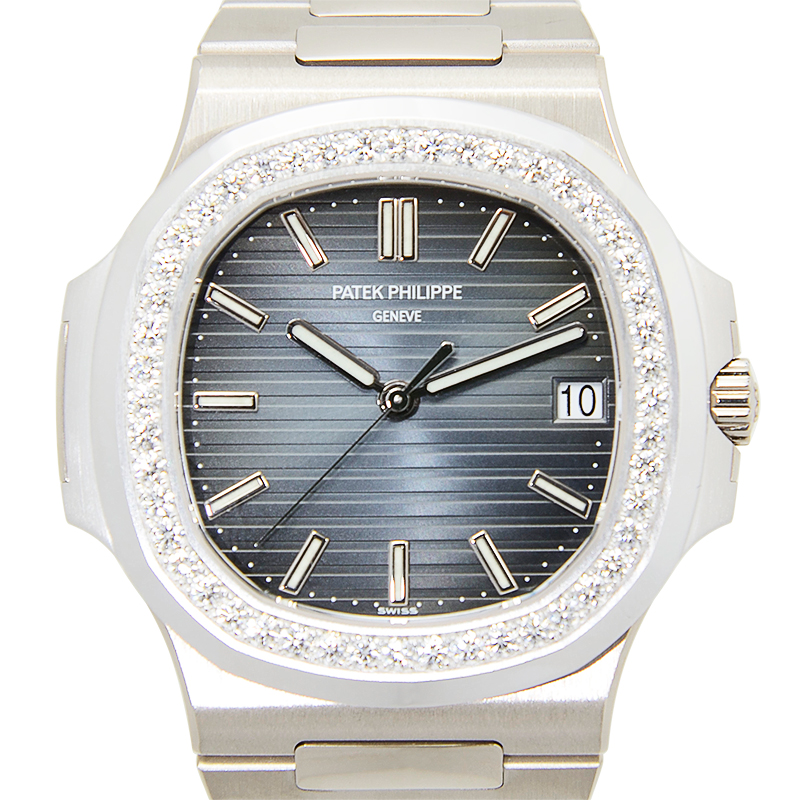 Patek Philippe 5713/1G-010 1
