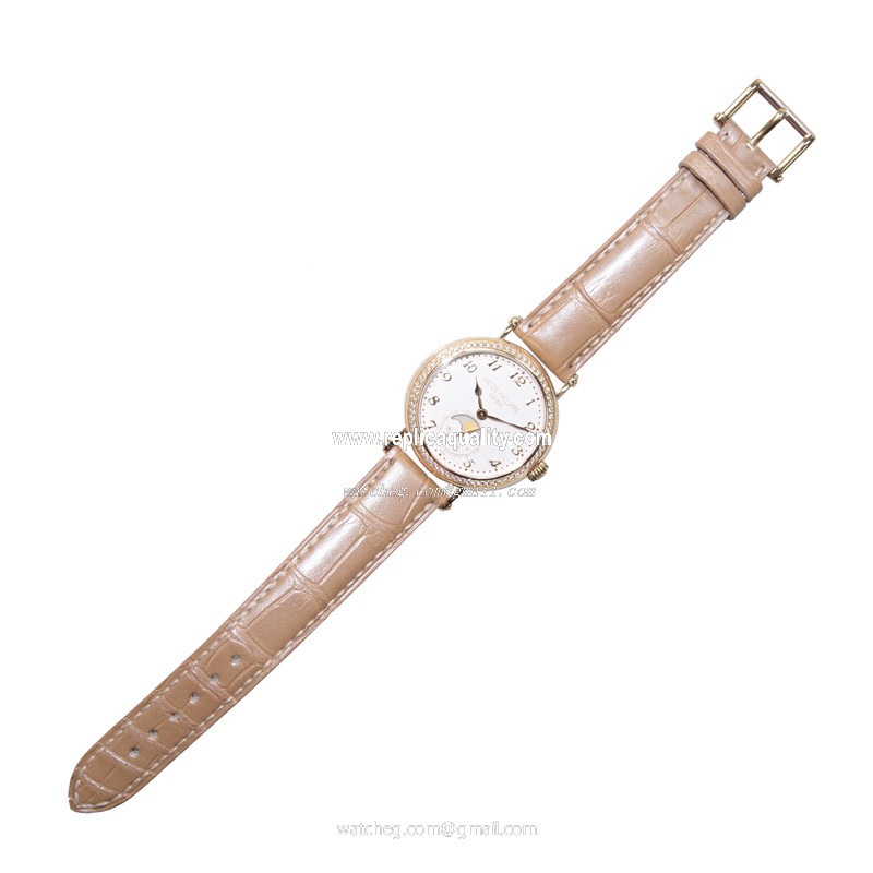 Patek Philippe 7121J-001  2