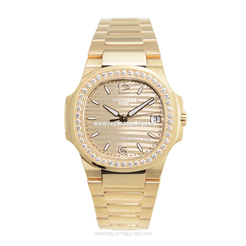 Patek Philippe 7010/1R-012 2