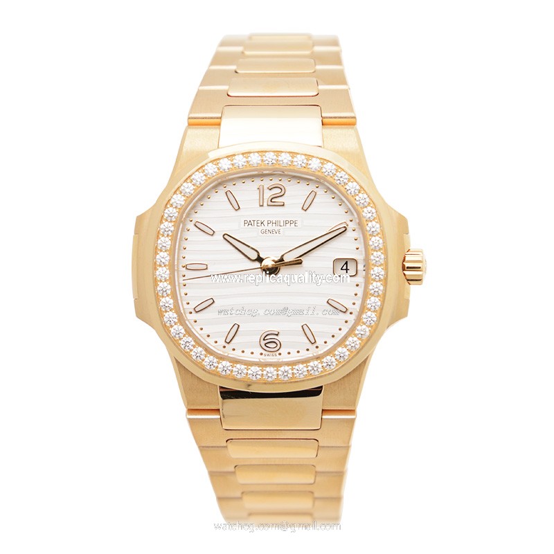 Patek Philippe 7010/1R-011 2