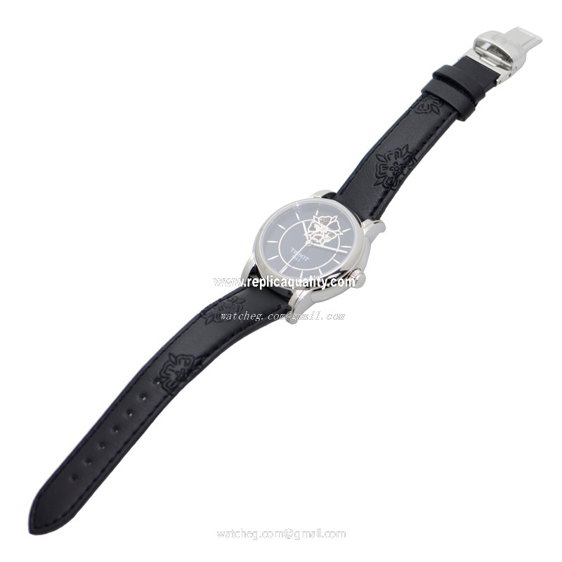 Tissot T050.207.17.051.04 2