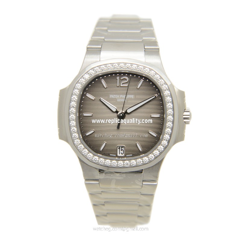 Patek Philippe 7018/1A-011 2