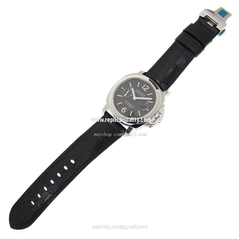 Panerai PAM00104  2