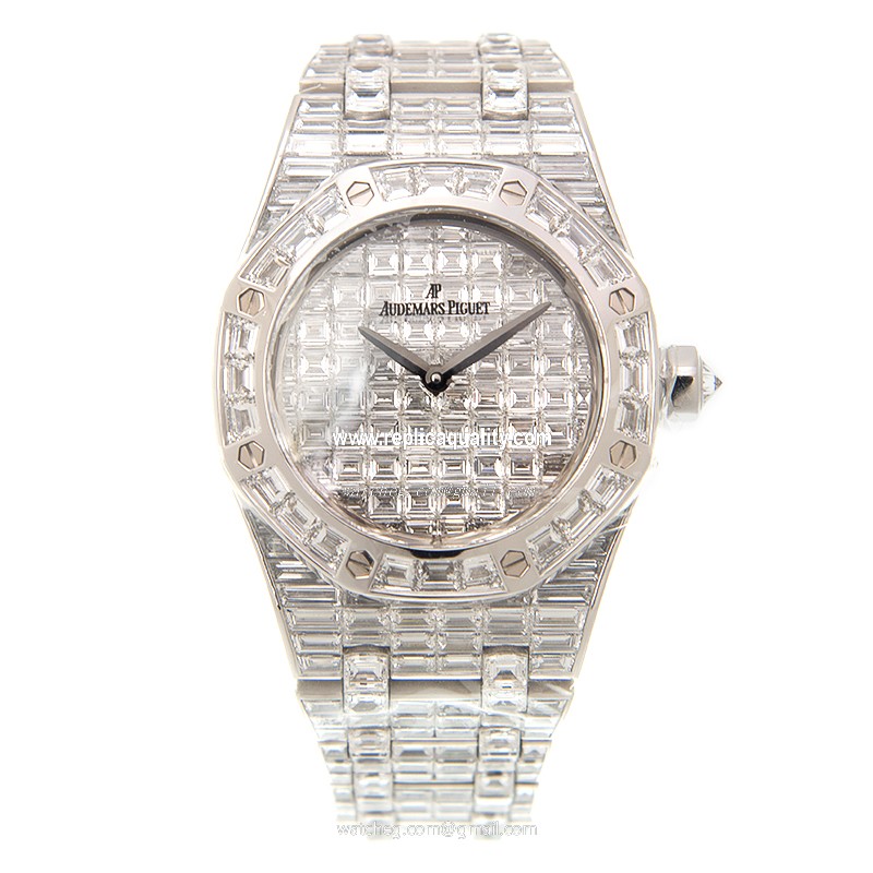 Audemars Piguet 67606BC.ZZ.9179BC.01  2