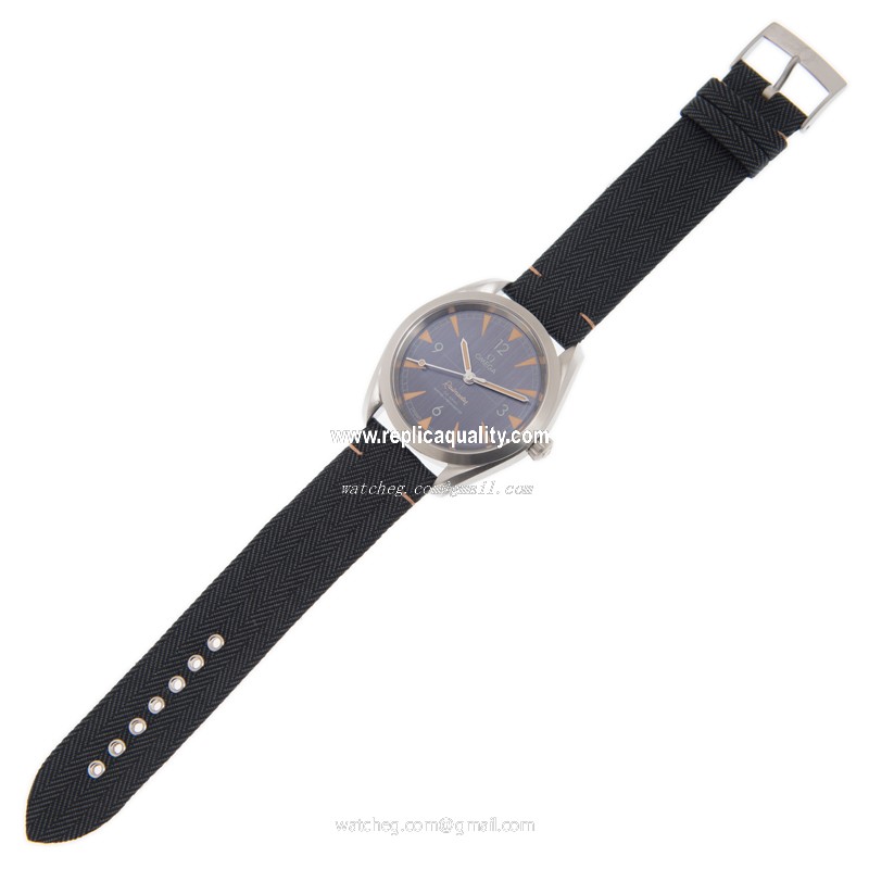 Omega 220.12.40.20.01.001  2