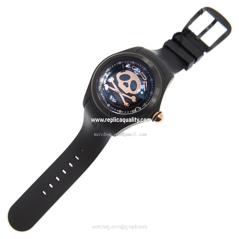 Corum 390.102.95/0371 BO01 2