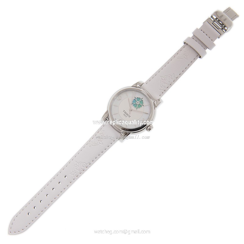 Tissot T050.207.17.117.05  2