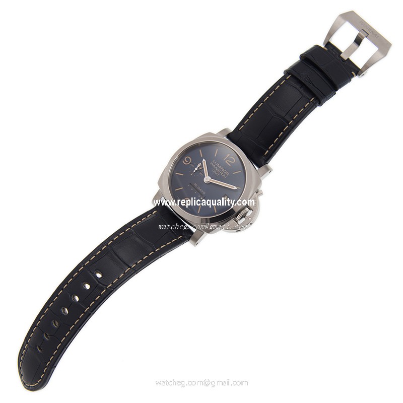 Panerai PAM00986(LTD 200)  2