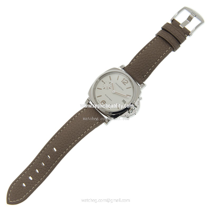 Panerai PAM01043  2