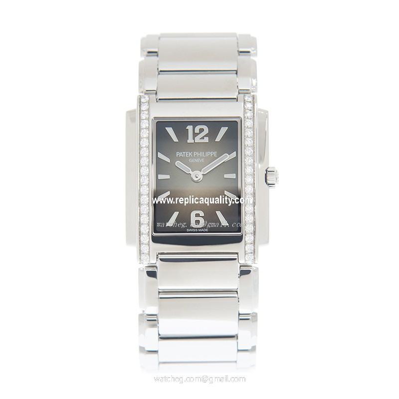Patek Philippe 4910/1200A-010 2