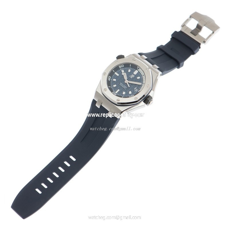 Audemars Piguet 15720ST.OO.A027CA.01   2