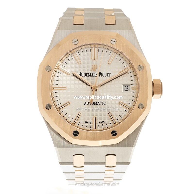Audemars Piguet 15450SR.OO.1256SR.01  2
