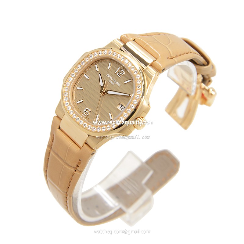 Patek Philippe 7010R-012 3