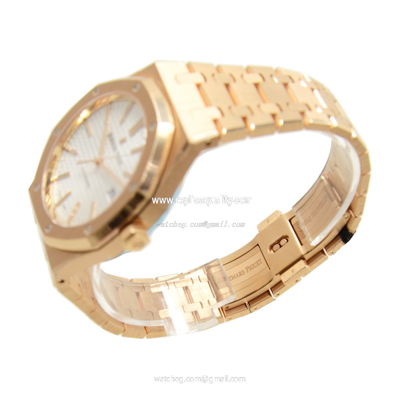 Audemars Piguet 15400OR.OO.1220OR.02  3