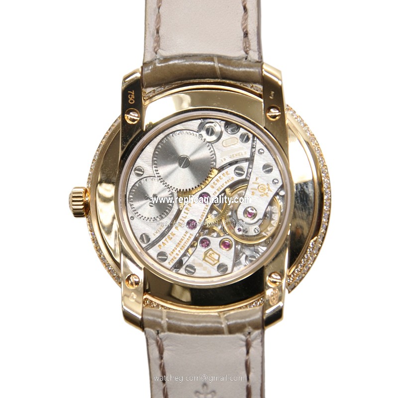 Patek Philippe 4968R-001 3