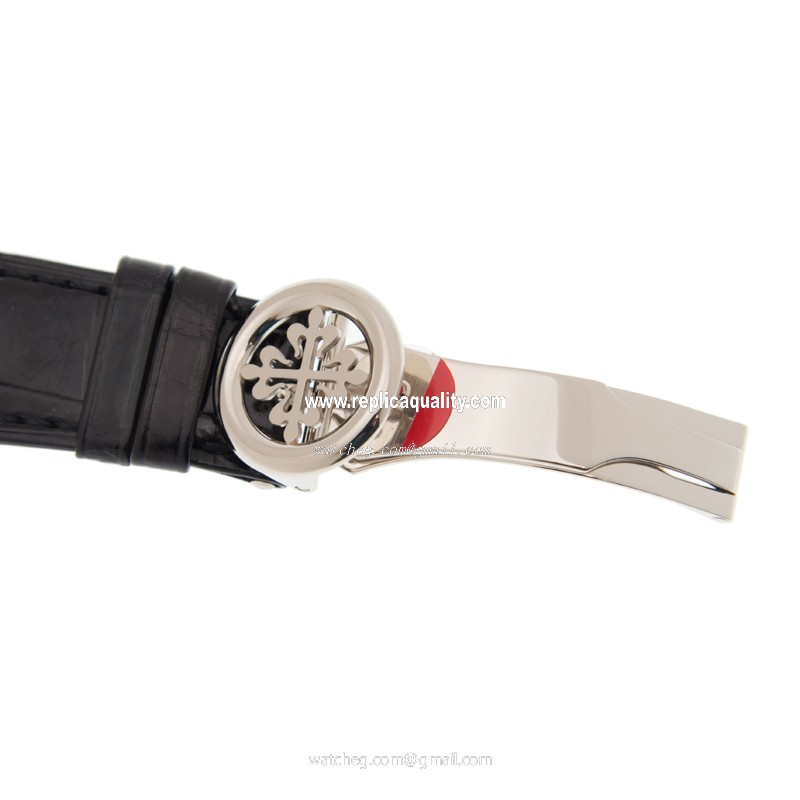 Patek Philippe 6006G-001 3