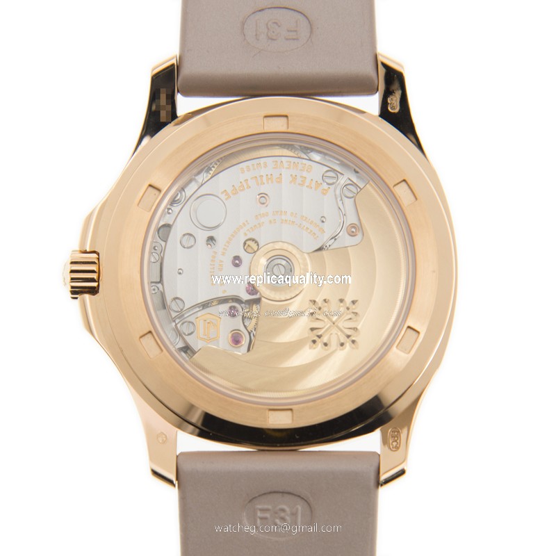 Patek Philippe 5072R-001 3